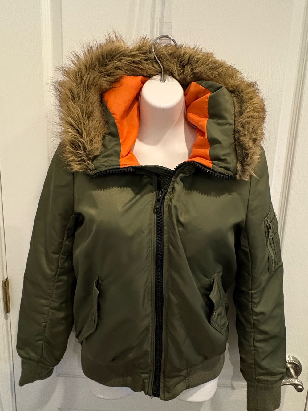 Collection by Bernardo Green Hooded Bomber Jacket Size M